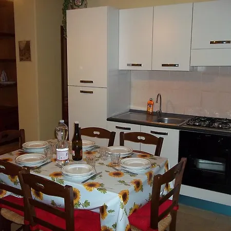 Caddelovi Apartment *