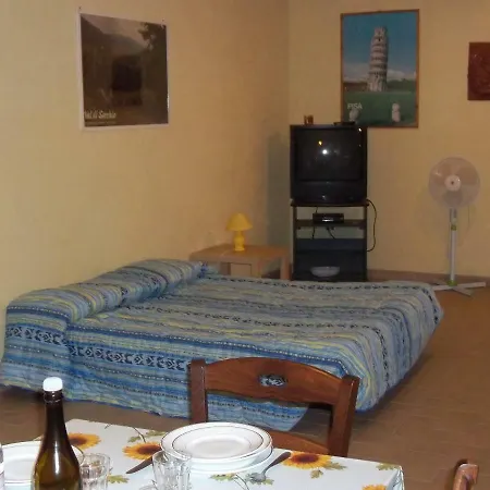Caddelovi Apartment *